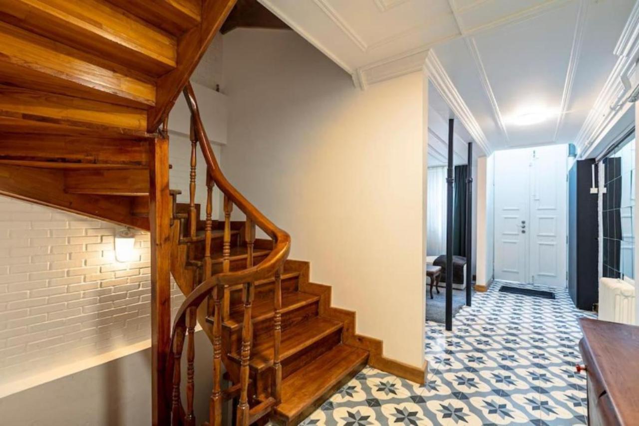 איסטמבול Historical 4-Br Home Steps From Besiktas Stadium & Bosphorus Views - Prime Nisantasi Location! מראה חיצוני תמונה