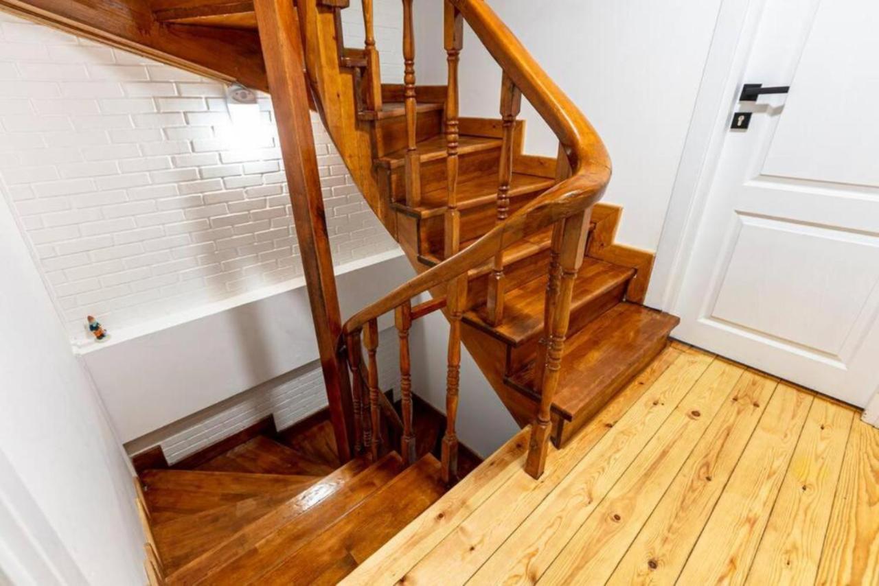 איסטמבול Historical 4-Br Home Steps From Besiktas Stadium & Bosphorus Views - Prime Nisantasi Location! מראה חיצוני תמונה